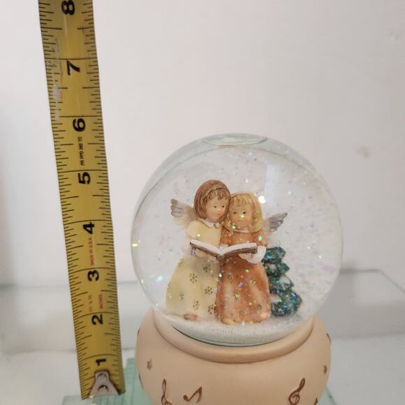 Christmas Angels Musical Snow Globe - Picture 6 of 6